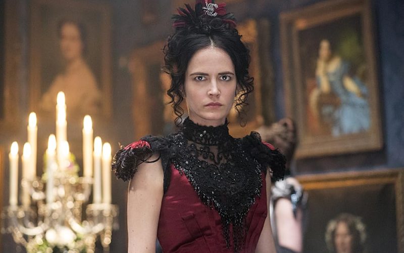 ‘Wandinha’: Eva Green se machuca durante as gravações da 3ª temporada