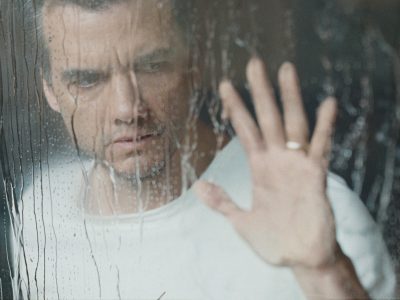 ‘A Última Casa’: Trailer e data de estreia do novo filme de Wagner Moura na Netflix são revelados