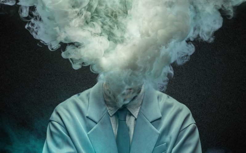 Netflix revela data de estreia e trailer de "Vapor Humano", série inspirada no clássico da Toho