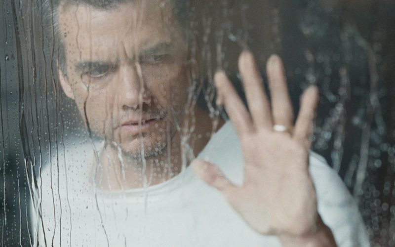 'A Última Casa': filme de Wagner Moura na Netflix ganha data de estreia e divulga novas imagens