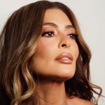 Juliana Paes revela visual da 2ª temporada de série da Netflix