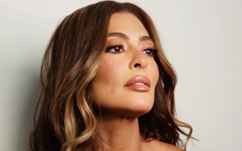 Juliana Paes revela visual da 2ª temporada de série da Netflix