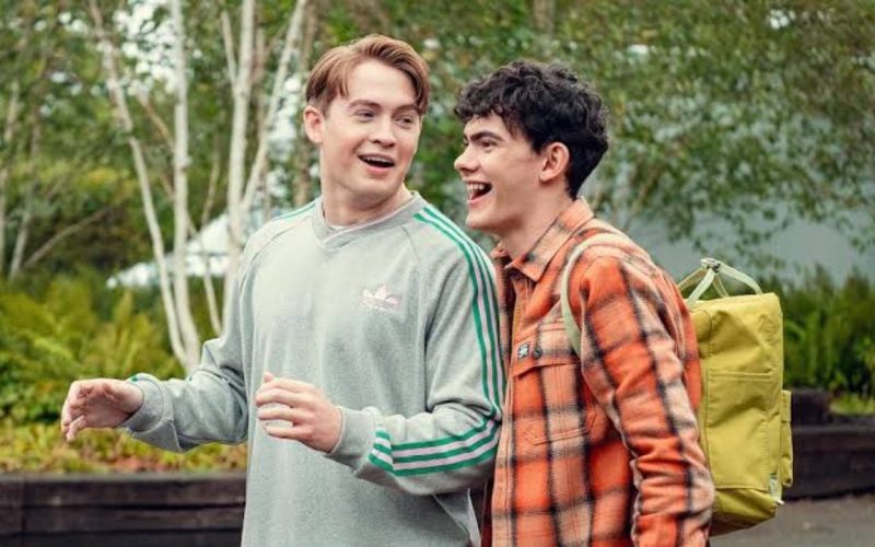 Netflix traz novidades da semana (13/07 a 19/07) com filme da franquia Heartstopper em destaque
