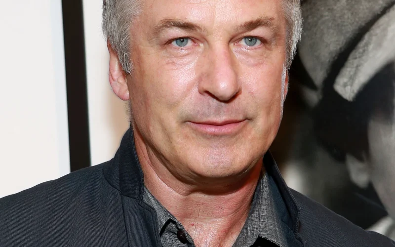 Alec Baldwin interpretará o pai do Batman em novo filme do Coringa com Joaquim Phoenix