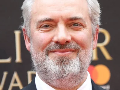 Ben Schwartz é confirmado no elenco das cinebiografias dos Beatles de Sam Mendes