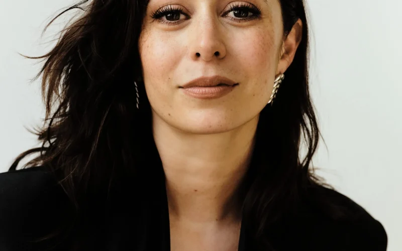 Cristin Milioti se junta ao elenco de The Penguin, spin-off de The Batman
