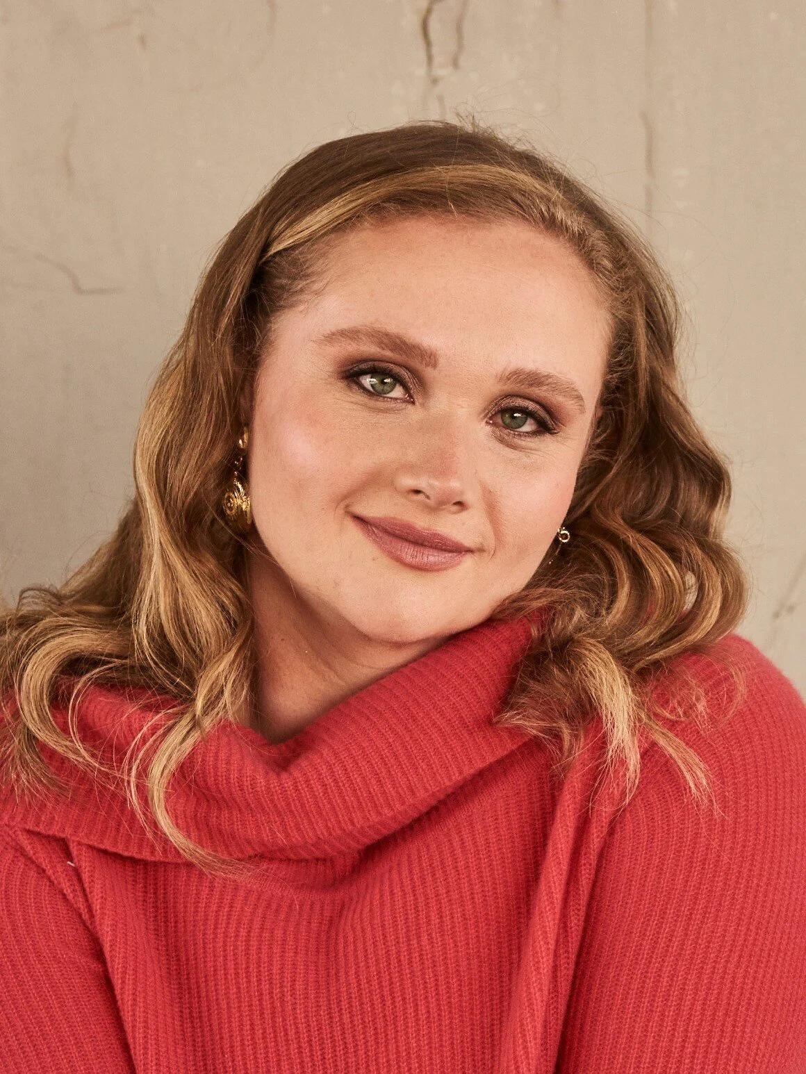 Danielle Macdonald se junta ao elenco da minissérie "Unbelievable" da Netflix