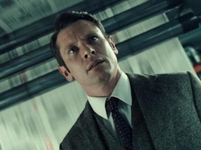 Jack O’Connell, Guy Pearce e Claire Foy estrelam a nova série jornalística “Ink” da Netflix