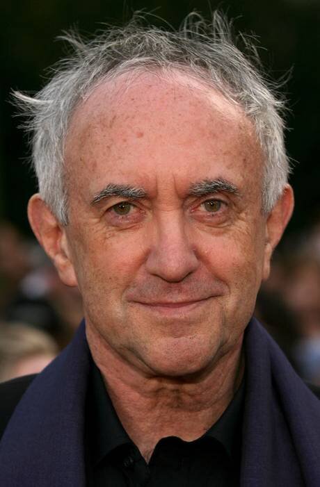Jonathan Pryce se junta ao elenco das 5ª e 6ª temporadas de The Crown