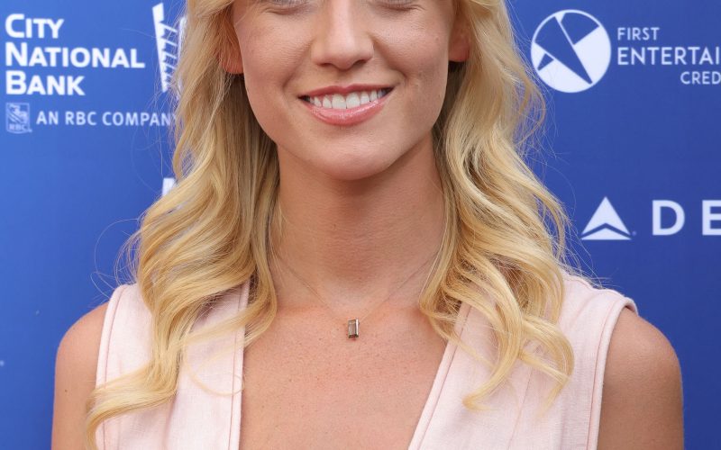 Katherine McNamara, de Arrow e Shadowhunters, se junta ao elenco de The Stand
