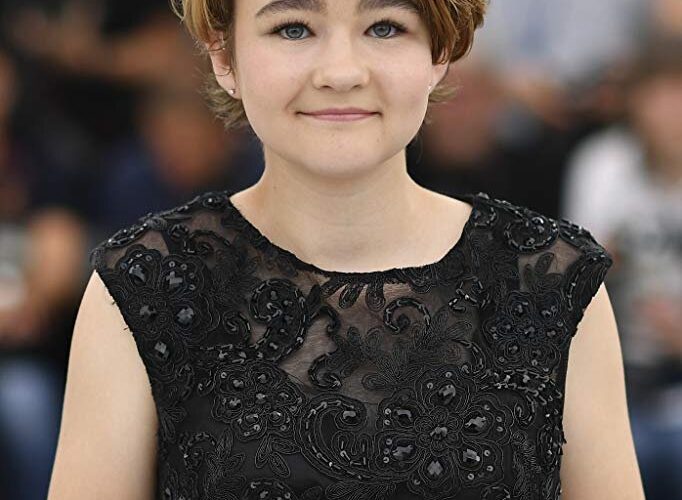 Millicent Simmonds, de Um Lugar Silencioso, se junta ao elenco de Close-Up