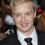 Noel Fisher, de Shameless, junta-se ao elenco de The Conners