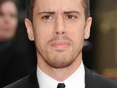 Toby Kebbell se junta ao elenco da nova série estrelada por atriz de A Odisseia