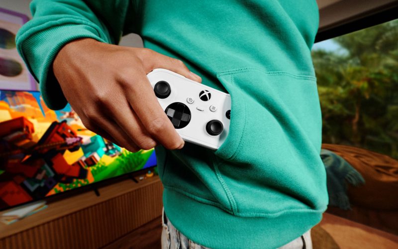 Controle XBOX Nano: compacto, recarregável e pronto para levar seus jogos a qualquer lugar