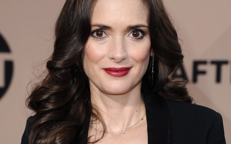 Winona Ryder se junta ao elenco de "Wandinha" na 3ª temporada, ao lado de Eva Green